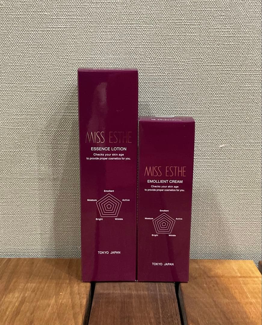 ミスエステエッセンスローション＆エモリエントクリーム4650