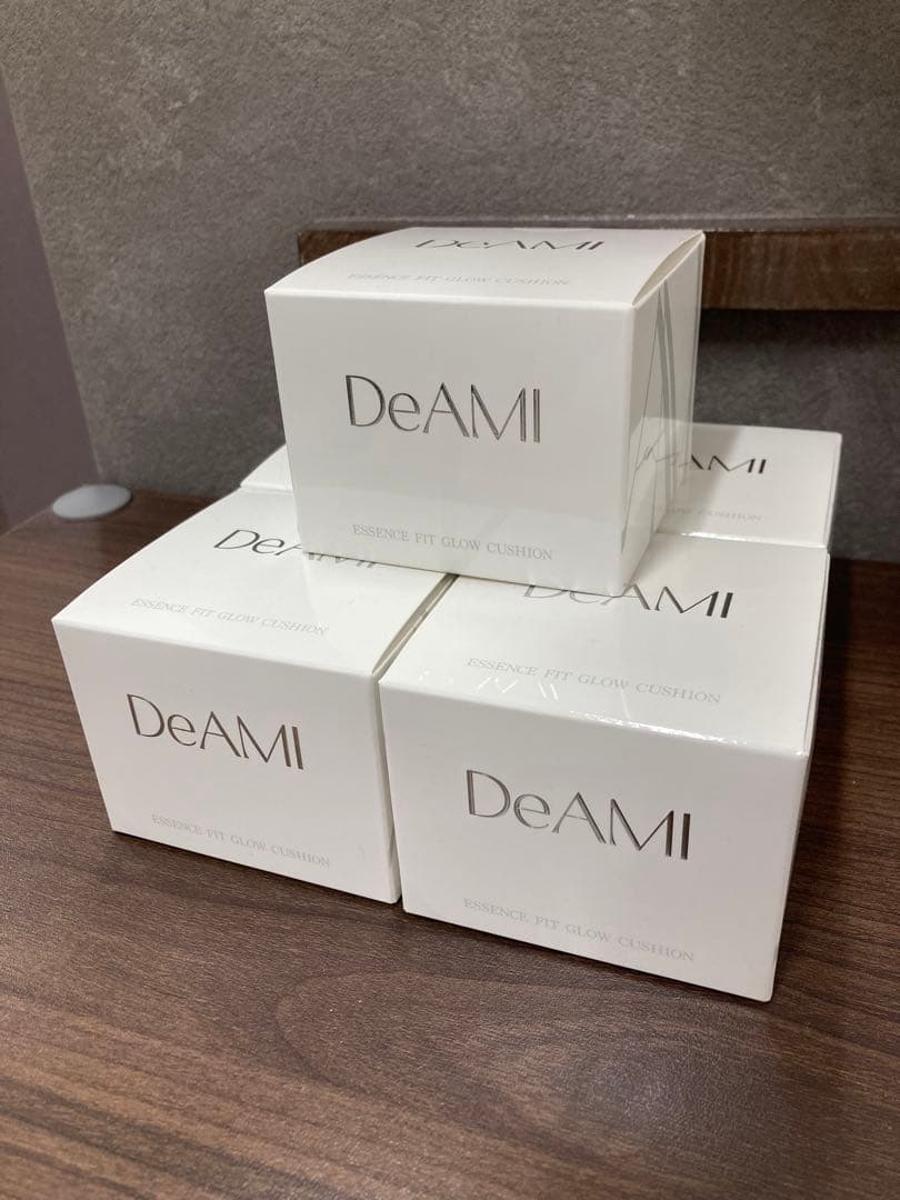 DeAMI エッセンスフィットグロウクッションファンデーション 未開封