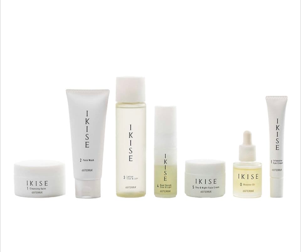 定価33,000円 IKISE クリア&ライト スキンケア 7点セット