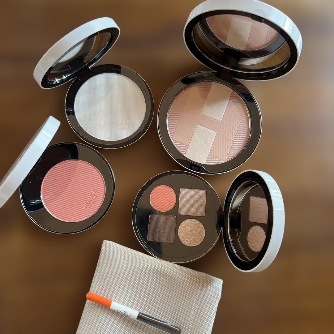 新品未使用⭐︎エルメス　フェイスパウダー　チーク　アイシャドウ　メイクアップセット