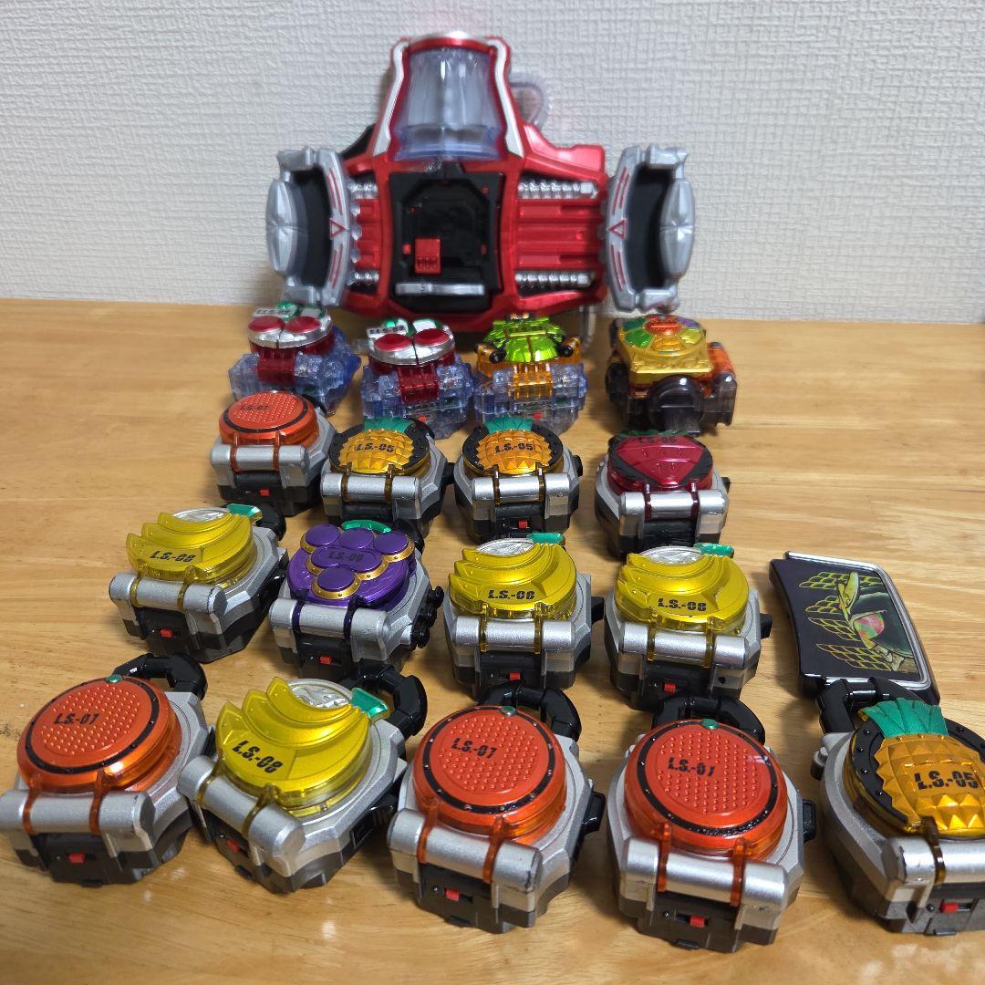 仮面ライダー　鎧武　ロックシード