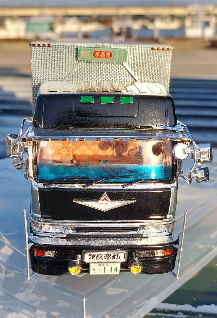 デコトラプラモデル アオシマ 1/32 スーパーグレート ウィング 造り