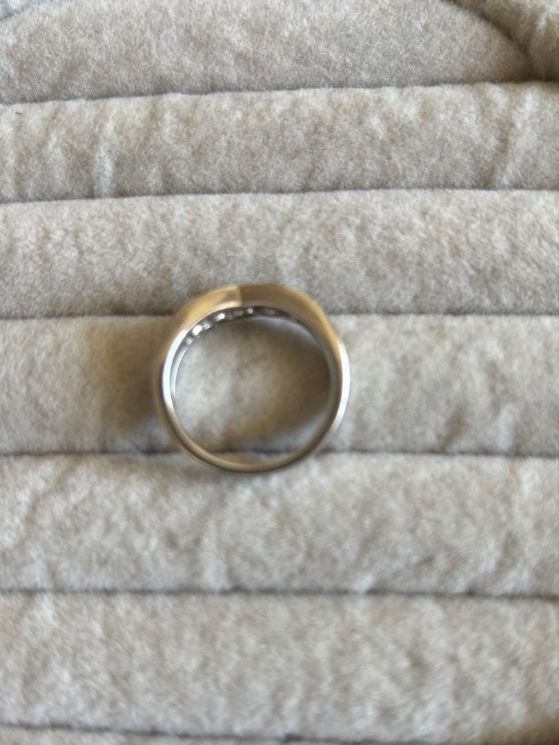 2/12だけ ダイヤモンド V字リング 2連 PT900 - メルカリ