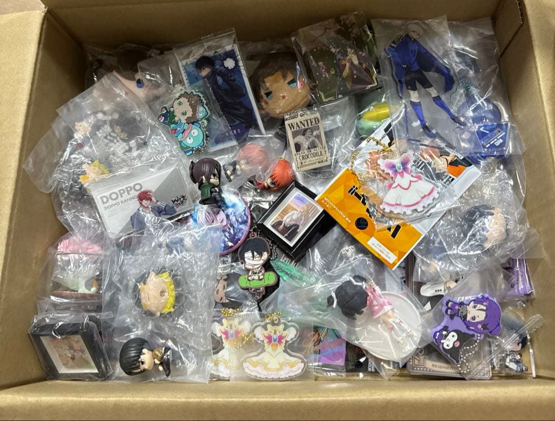 アニメ グッズ まとめ売り 大量 約500個