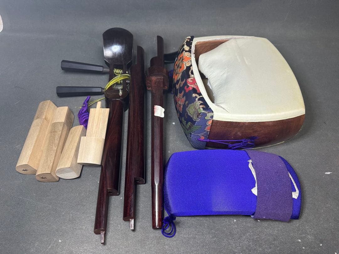 三味線　紅木　紫檀製　弦楽器　民謡 伝統楽器