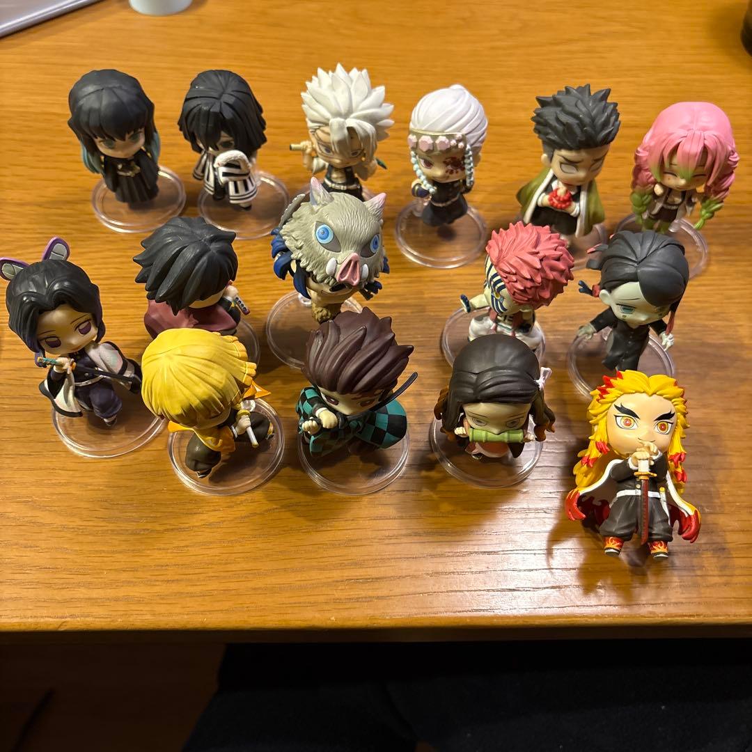 鬼滅の刃　プレミアムガシャポン　ちまっ！きゃら 15体　煉獄だけ台座なし