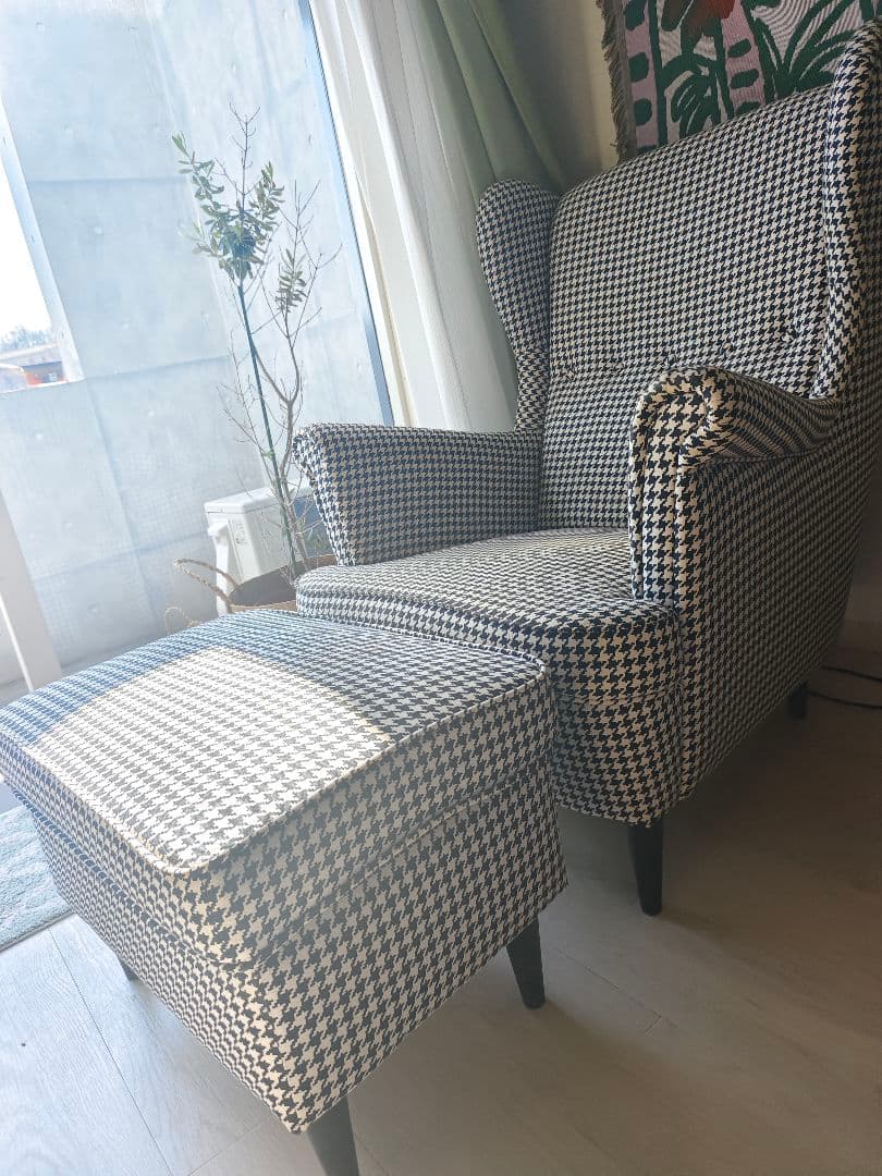 イケア ストランドモン千鳥柄 一人掛けソファ オットマンセット - メルカリ