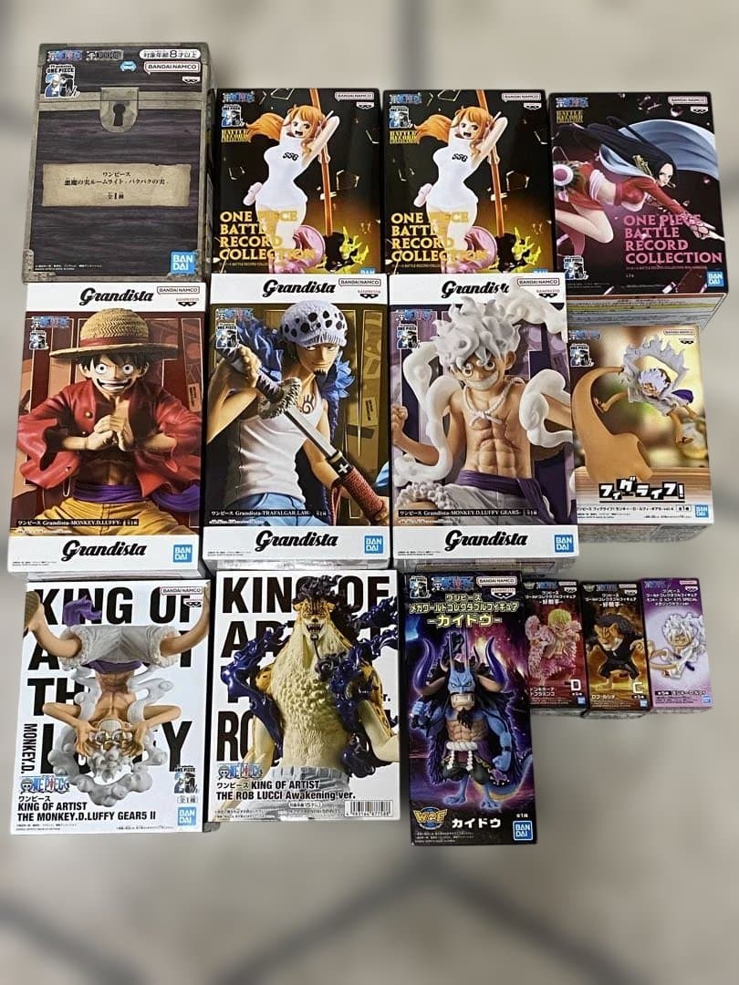 【新品未使用】ワンピース　フィギュア　14体セット