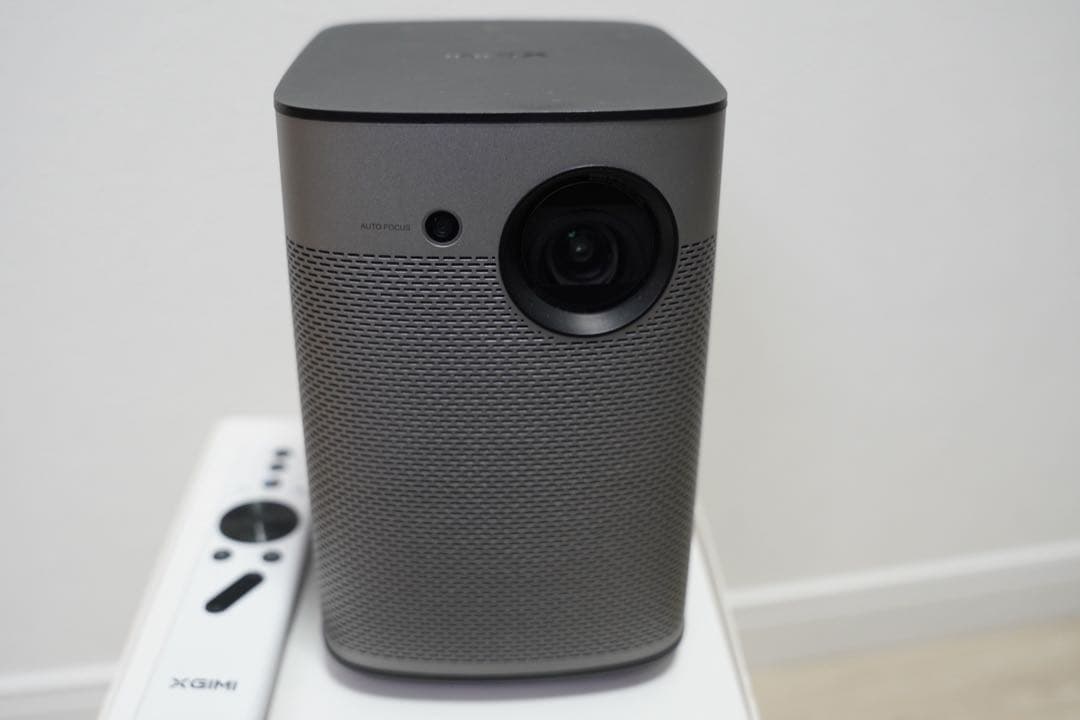 Gimi Halo プロジェクター 本体　ジャンク品　箱　取説付き Gimi Halo プロジェクター 本体 ジャンク品 箱 取説付き Gimi Halo