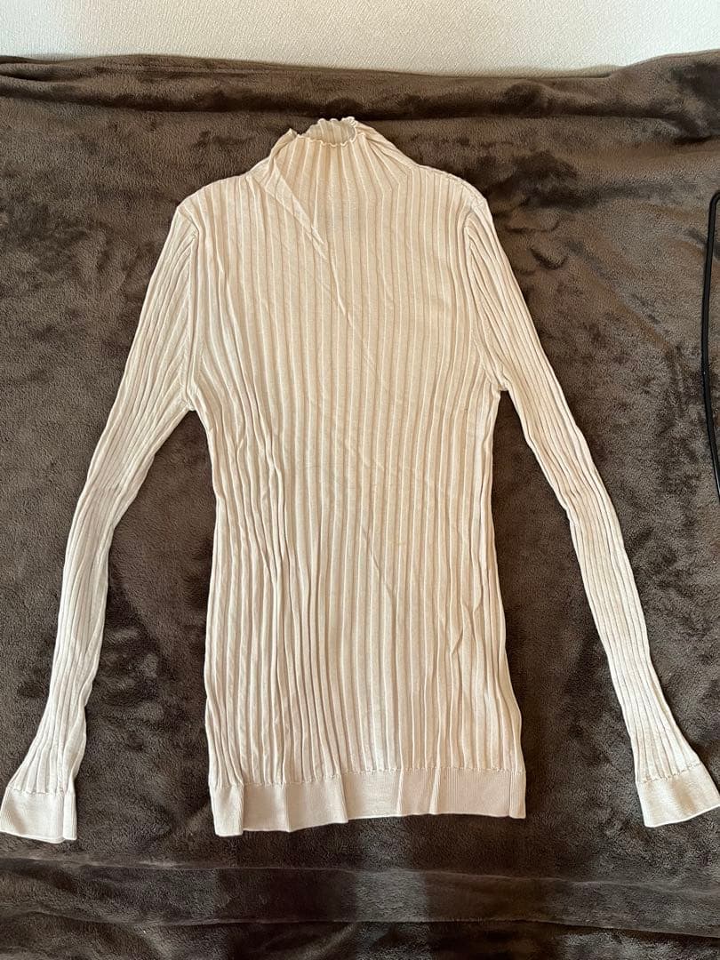 FALCONERI 100%カシミヤ タートルネックセーター