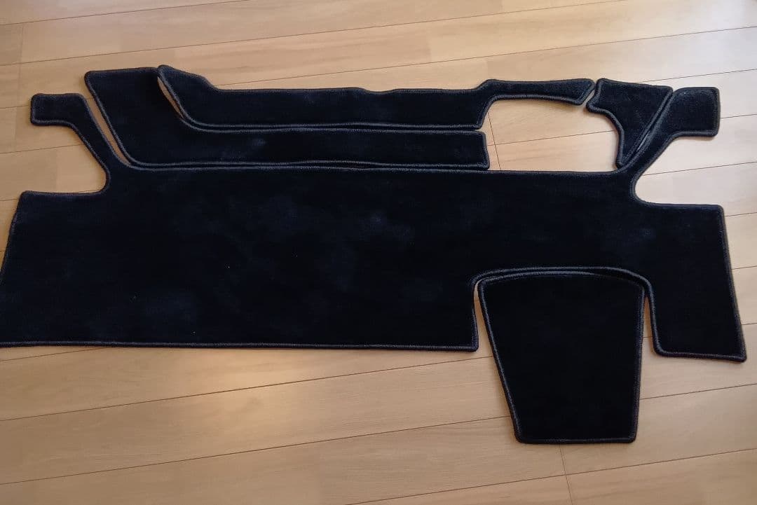 90系ノア/ヴォクシー　ダッシュマット ヴォクシー ノア VOXY 90系 ダッシュボードマット PVCレザー 日本製 傷