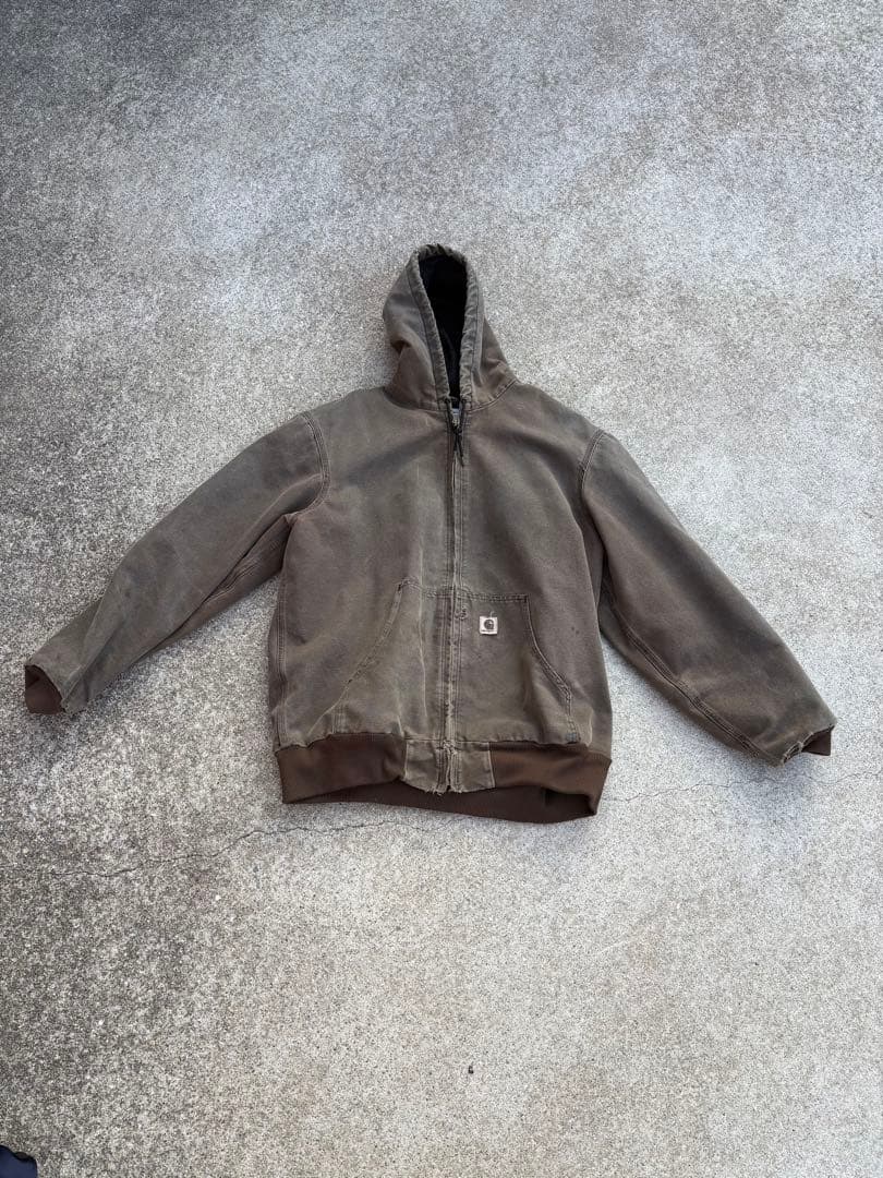 Carharttアクティブジャケット