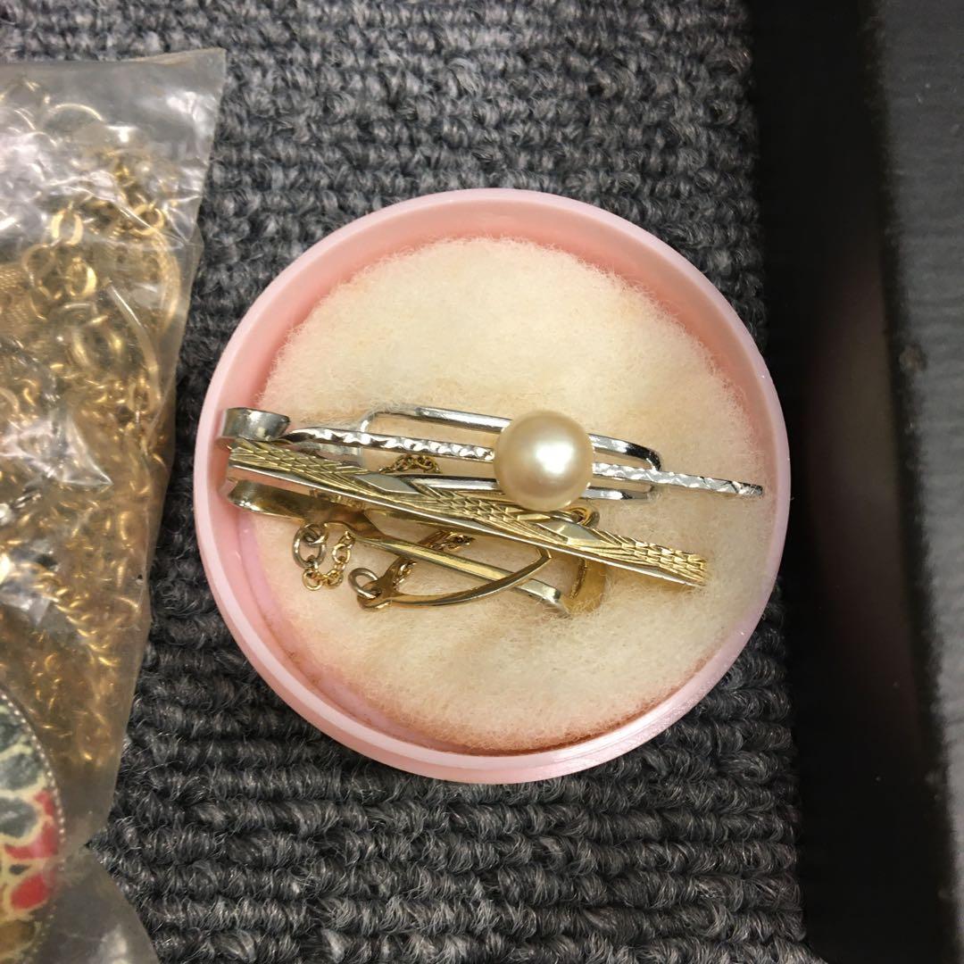遺品整理品 アクセサリー 時計等 まとめ売り - メルカリ