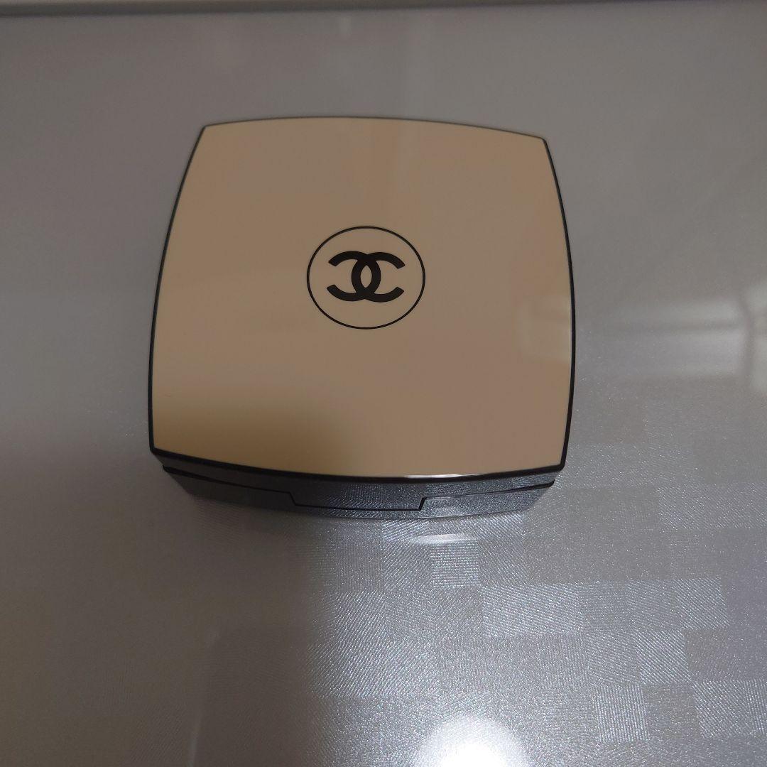 新品 CHANEL LES BEIGES クッションファンデーション B30