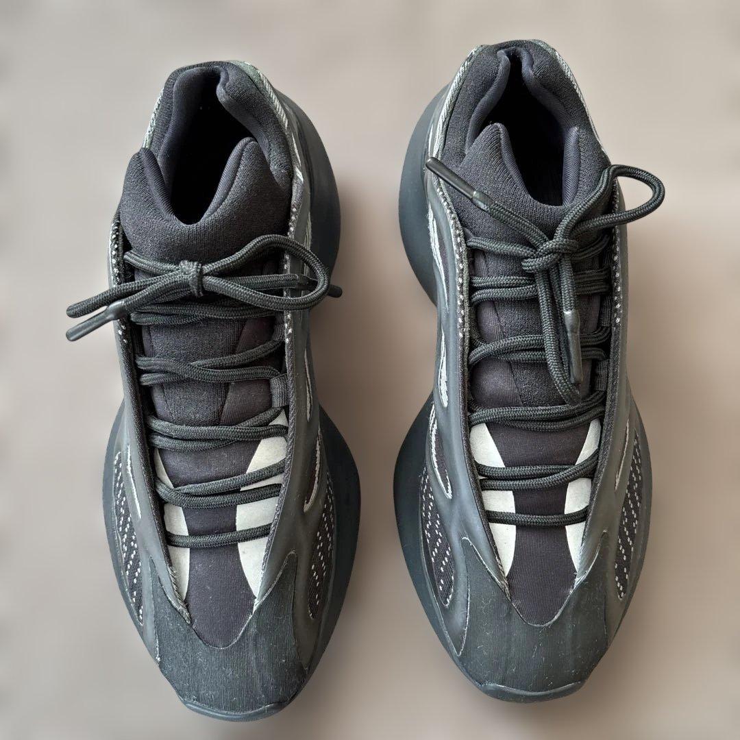 adidas yeezyスニーカー 41008219db137d15cdbfdb3121f136