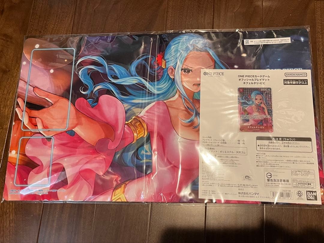 【新品未開封】オフィシャルプレイマット　ビビ　プロモ付 ONE PIECEカード ビビ プレイマット プロモ Promo card - メルカリ