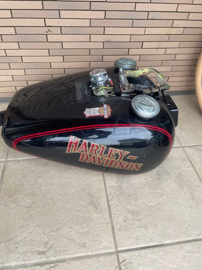 ハーレー　タンク　エボ