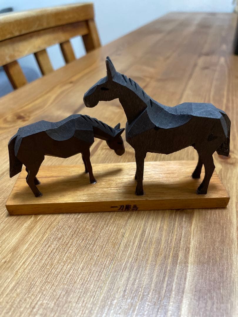 一刀彫馬 一刀彫 木彫りの馬 十和田湖 土産 - メルカリ