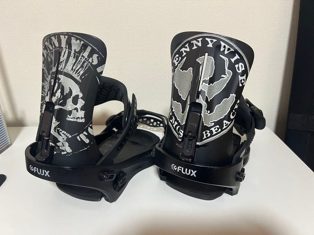 ＦＬＵＸ XF　PENNYWISE　M (25.0～27.5）