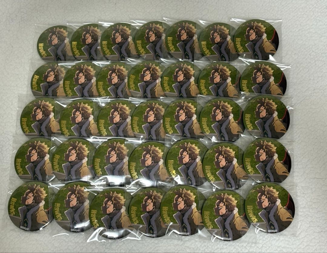 僕のヒーローアカデミア　ヒロアカ 缶バッジ ホークス　35個セット