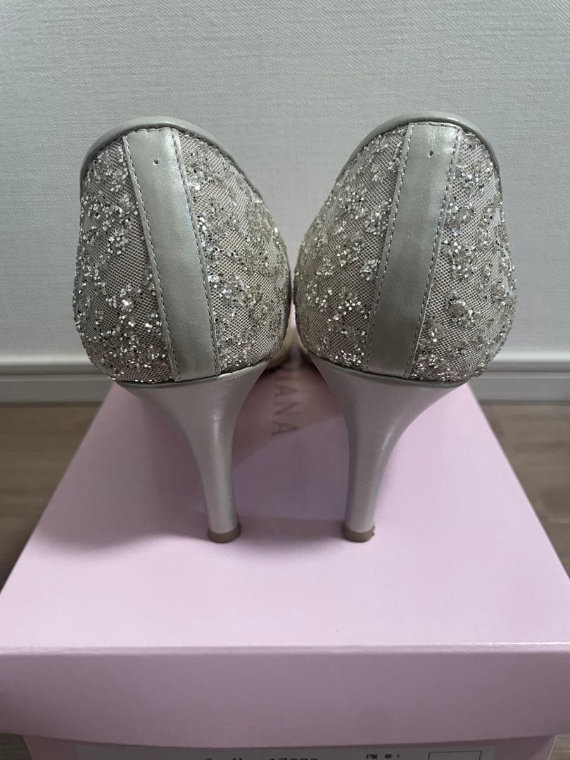 DIANA プラチナ/グリッターチュールパンプス(23.5cm)