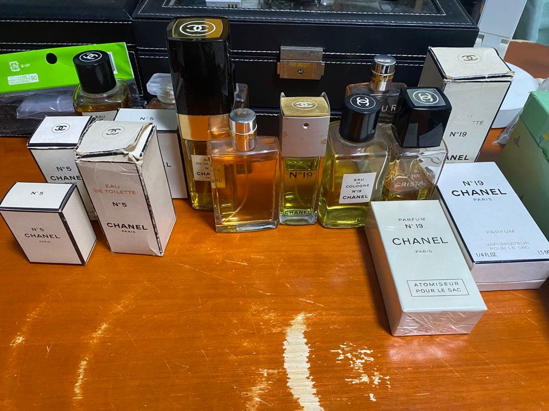 CHANEL N°5 N°19 香水セット16本