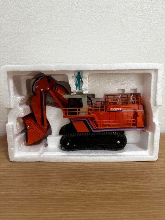 HITACHI EX1800 重機