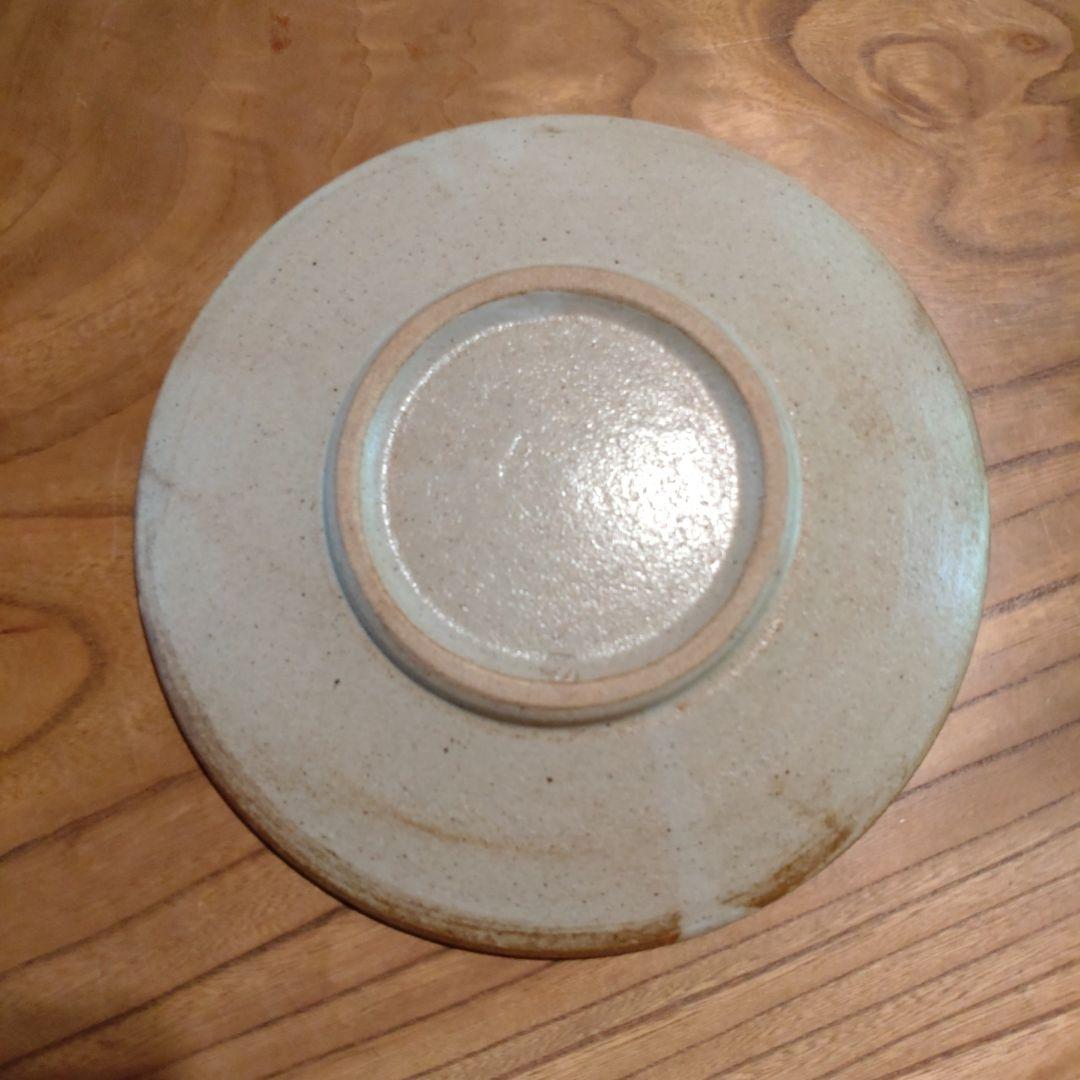 益子『明石庄作』刷毛目鉄絵花紋皿 - メルカリ