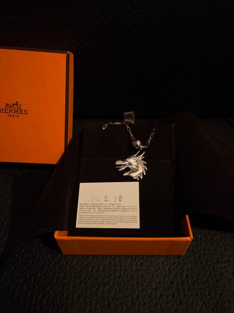 新品　エルメス　メンズ　タリスマン　ペンダント　ネックレス　ドラゴン HERMES - 【訳あり美品】エルメス メンズ タリスマン ペンダント