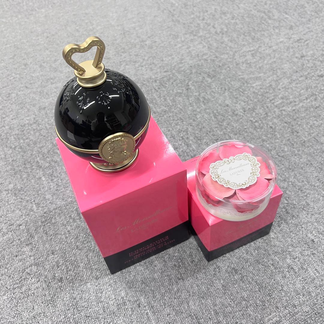 レ・メルヴェイユーズ ラデュレ ポット チークセット：リミテッド　エディション