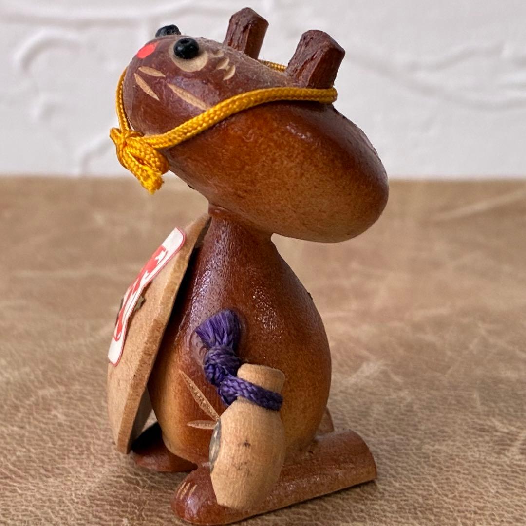 木製のタヌキ 小さな置物 縁起物 昭和レトロ - メルカリ