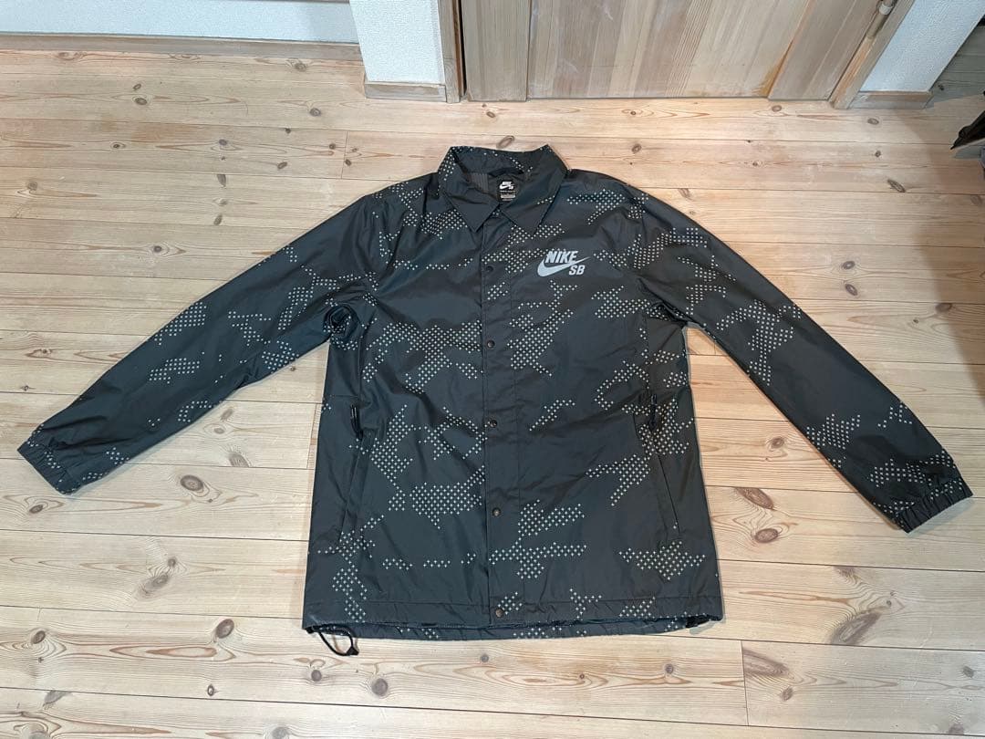 NIKE SB コーチジャケット　XL Nike SB ナイキエスビー NIKE SKATE BOARD コーチジャケット 身頃が