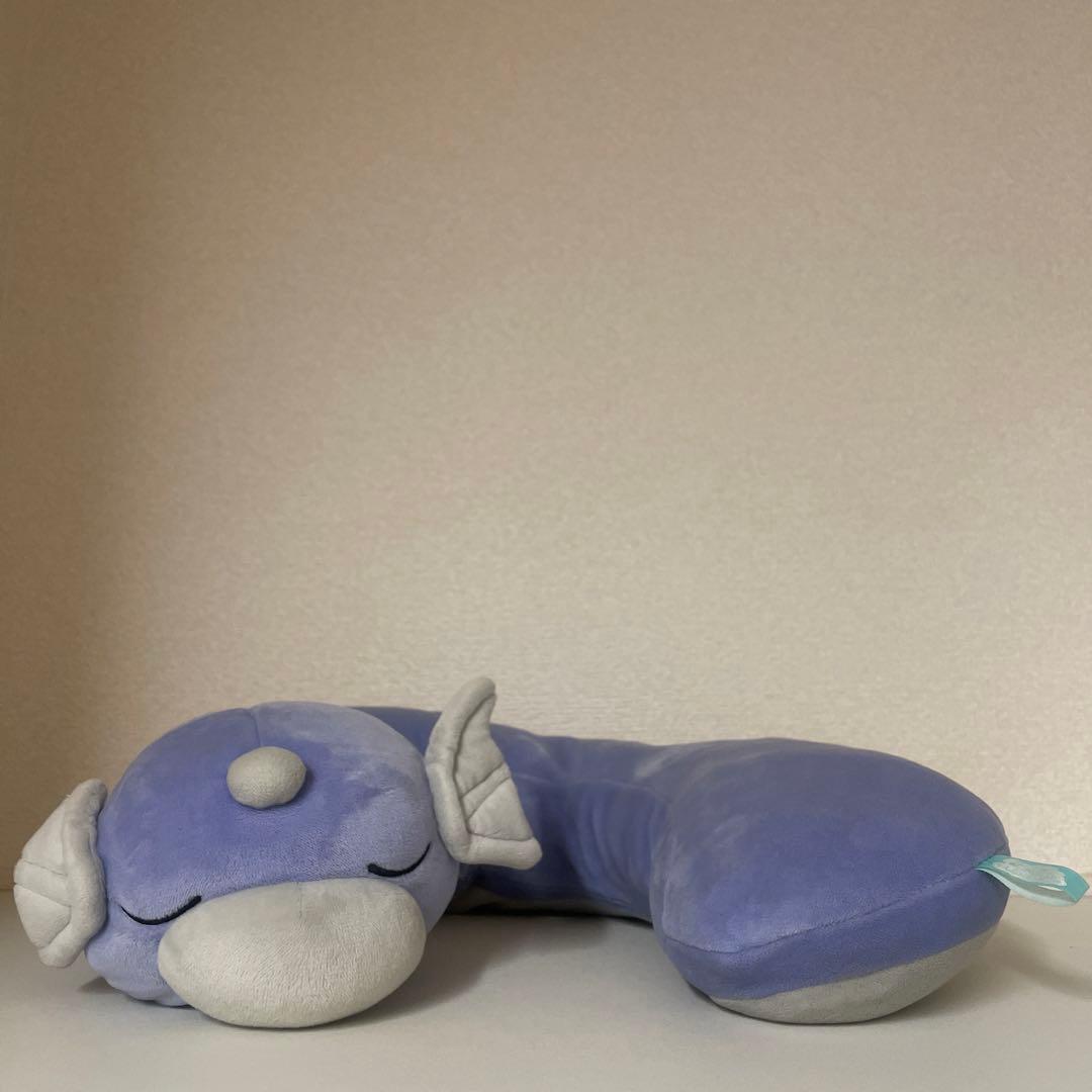 ポケモンセンター TAIKI BANSEI ネックピロー ミニリュウ ぬいぐるみ