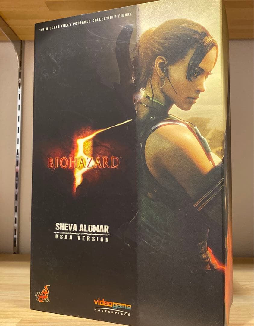 ホットトイズ バイオハザード5 シェバ・アローマ　BSAA版