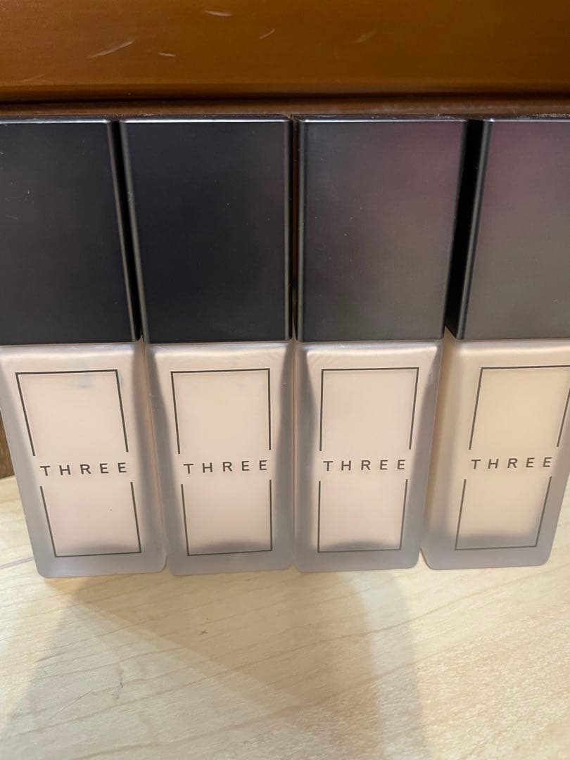 three スムースオペレーターフルイドファンデ