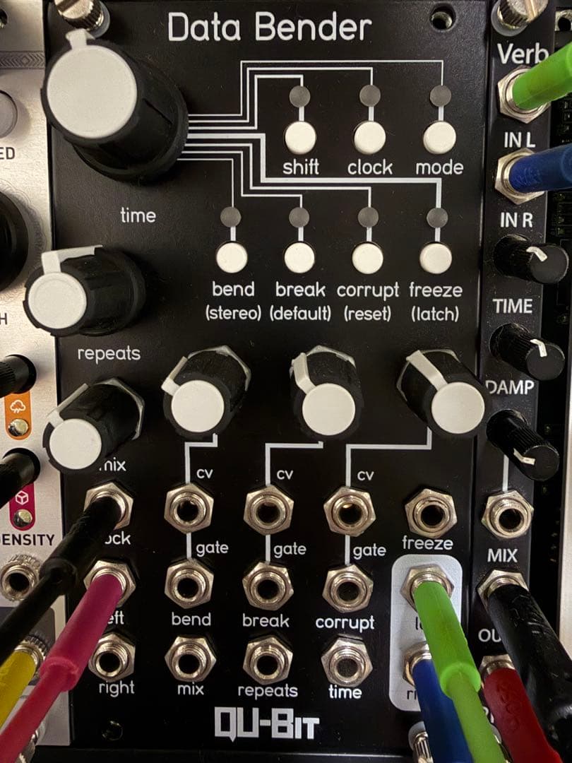 qu-bit data bender モジュラーシンセ Qu-Bit Electronix DATA BENDER QuBit Electroni 【 金沢フォーラス店