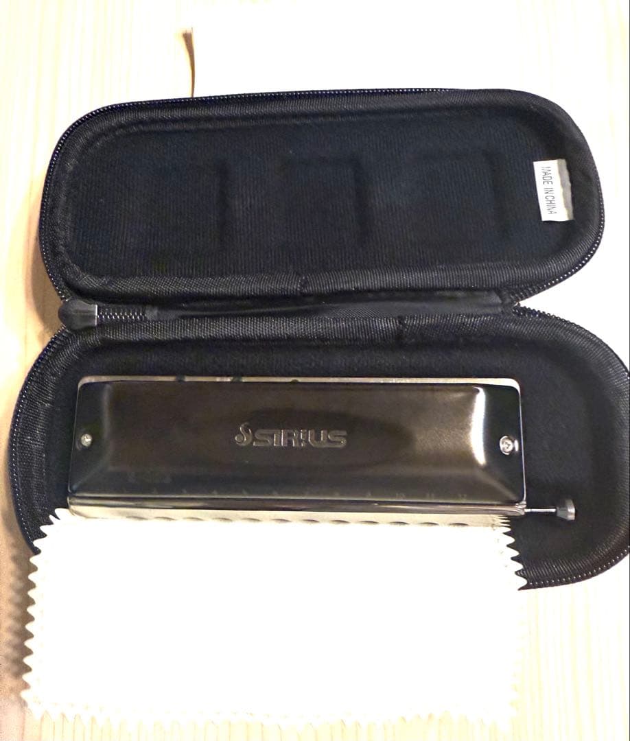 M.SUZUKI & SIRIUS バスハーモニカ クロマチック 12穴