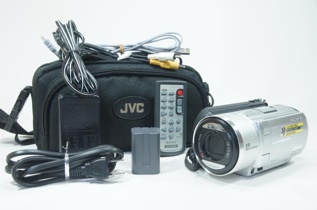 【美品】SONY DCR-SR100 ビデオカメラ シルバー 本体 その他付属品 Amazon | SONY HDD30GB搭載 デジタルビデオカメラ DCR-SR100 | ビデオ
