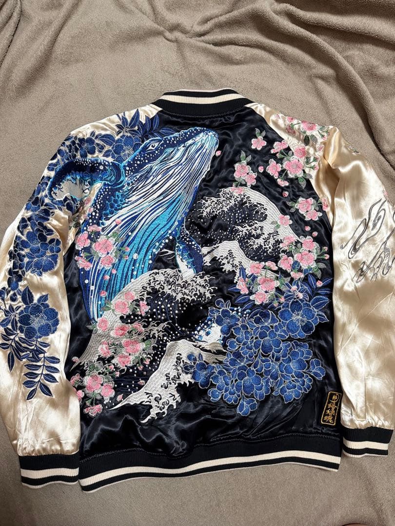 未使用近 ２面用 絡繰魂 クジラ 日本限定 スカジャン vintage レーヨン 未使用近 2面用 絡繰魂 馬日本限定版 スカジャン unisex レーヨン 美