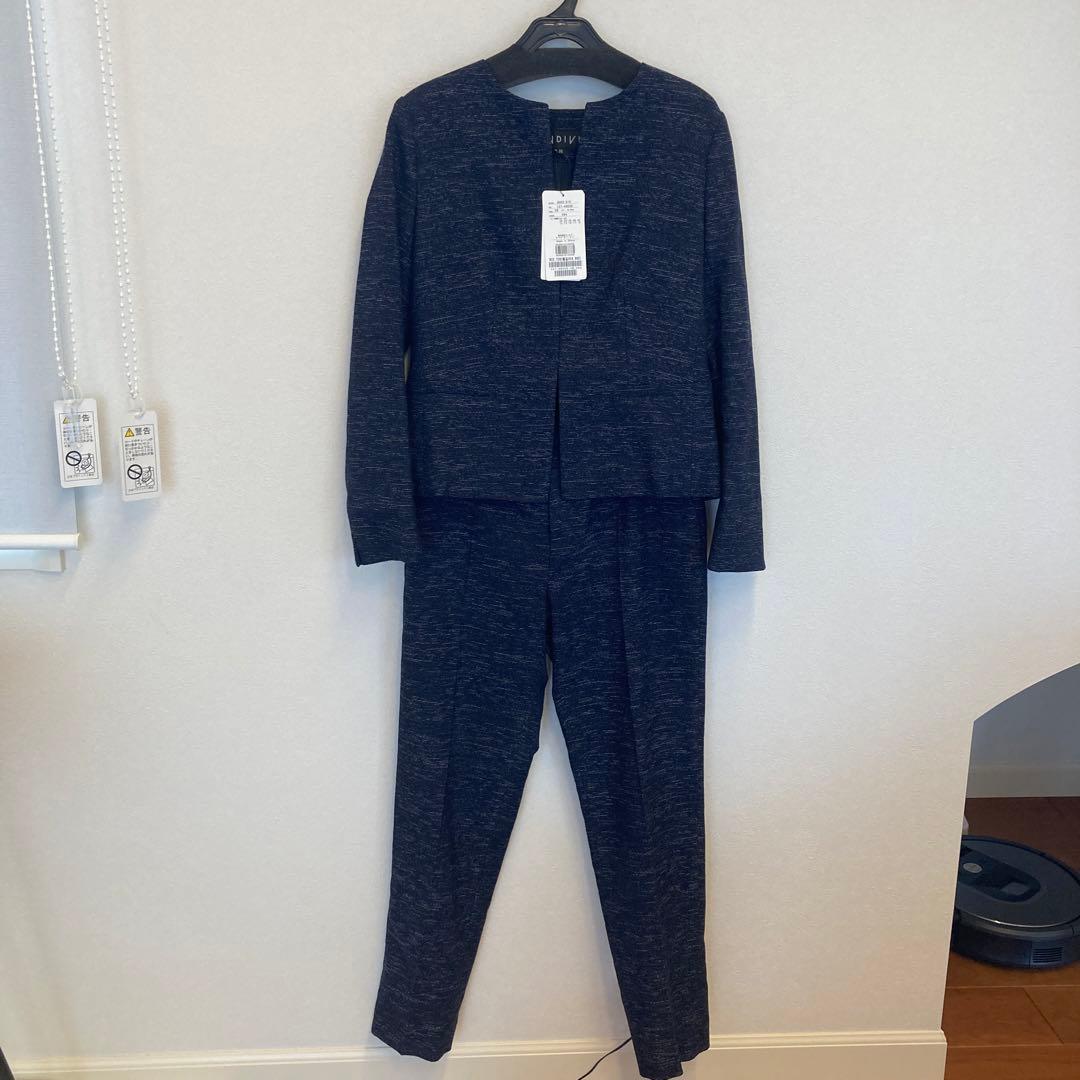 【新品】INDIVI 38 紺色　ツイード風　ノーカラー パンツスーツ上下