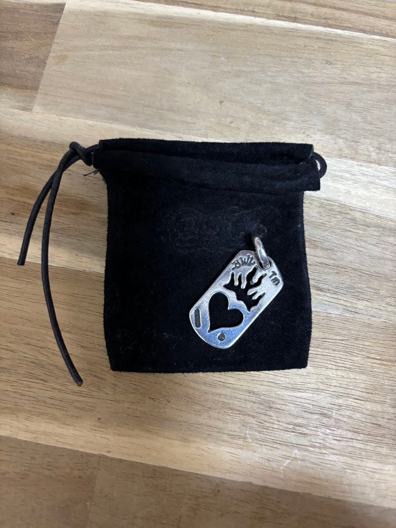 ビルウォールレザードッグタグ