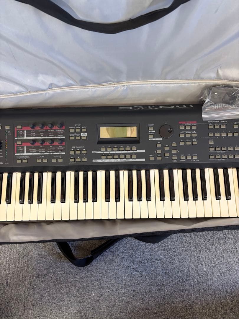 YAMAHA MOX6 シンセサイザー