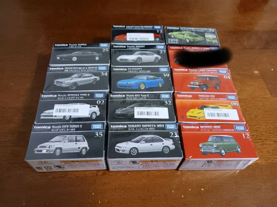 値下げ　トミカプレミアム　13台　まとめ売り