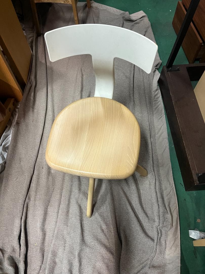 【MAGIS】Konstantin Grcic / Tuffy 最後の1脚！