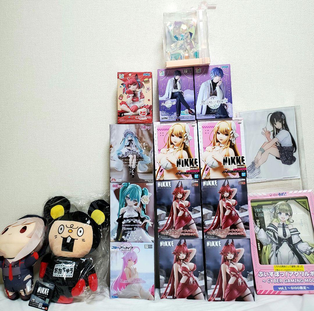 １７点　最新プライズ　フィギュアまとめ売り 美少女フィギュア　ぬいぐるみ等