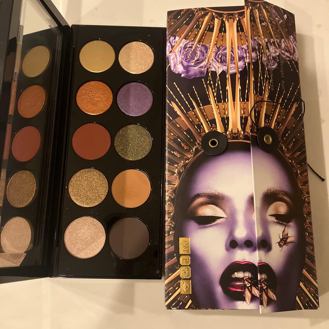 パットマクグラス　アイシャドウパレット　母艦Ⅴ