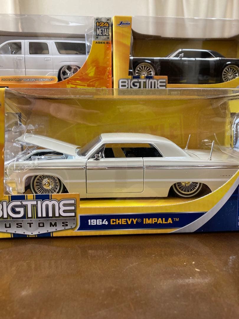 jada 1964シェビーインパラ ホワイトウォールタイヤ 1/24