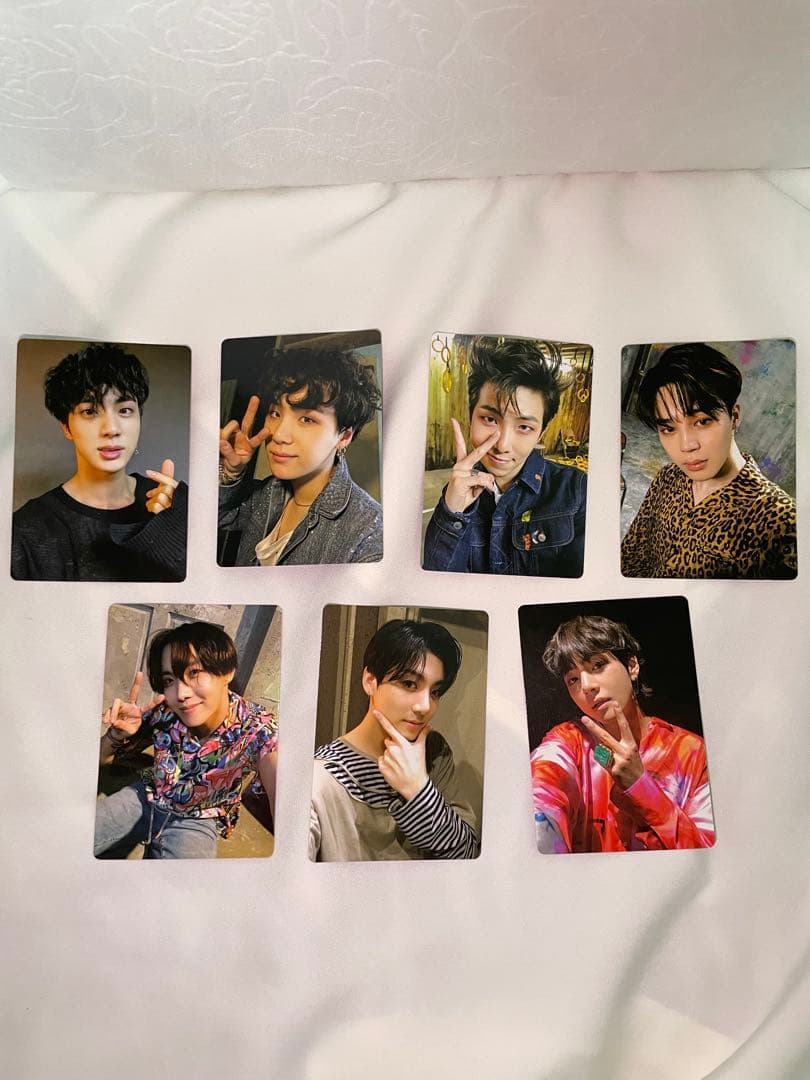 希少】BTS 韓国系アイドル グッズ まとめ売り - メルカリ