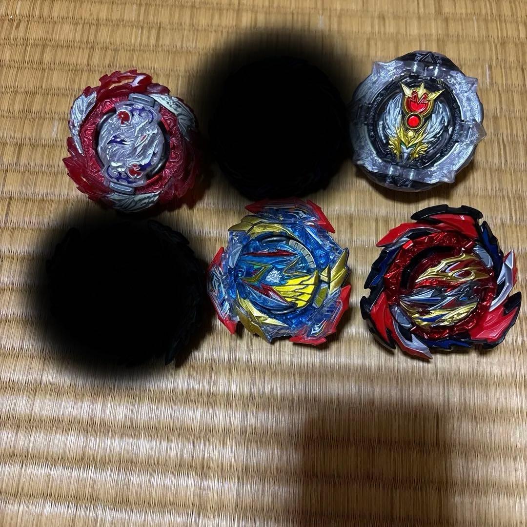 ベイブレードバースト ロアバハムート等