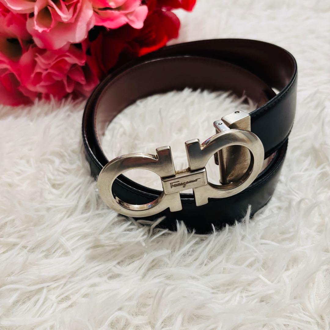美品✨フェラガモ　ベルト　ブラック